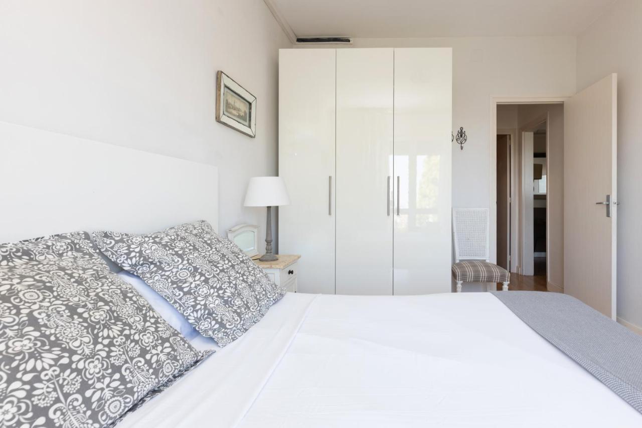 Lodging Apartments Guell Gaudi Barcelona Buitenkant foto